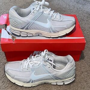Nike Zoom Vomero 5